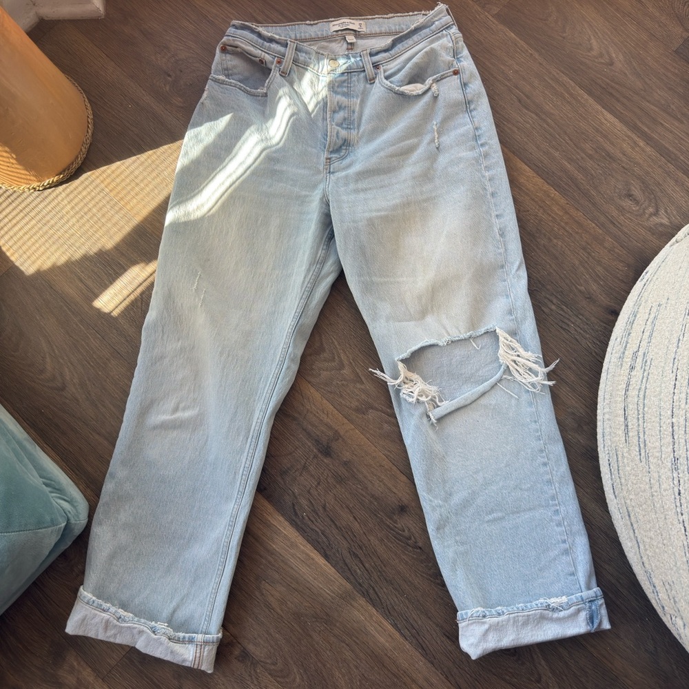 Abercrombie & Fitch Curve Love 90s Baggy Low Rise